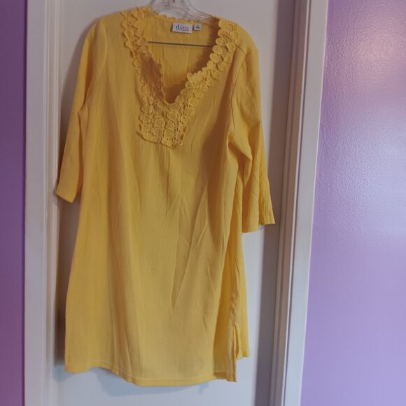 Denim & CO WOMEN'S SIZE MEDIUM YELLOW COVER UP - Picture 1 of 5